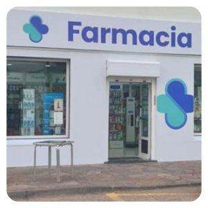 Fachada de farmacia en Tenerife
